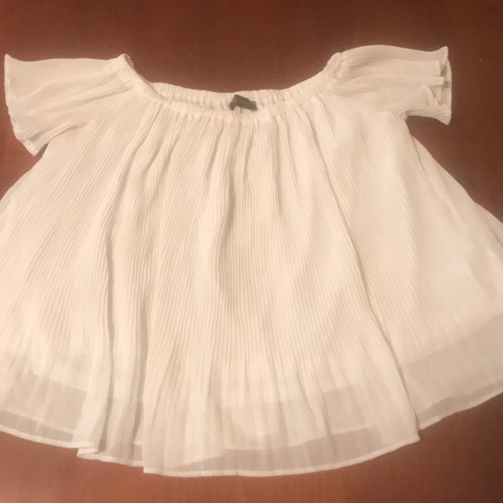 Flowy white kld shirt